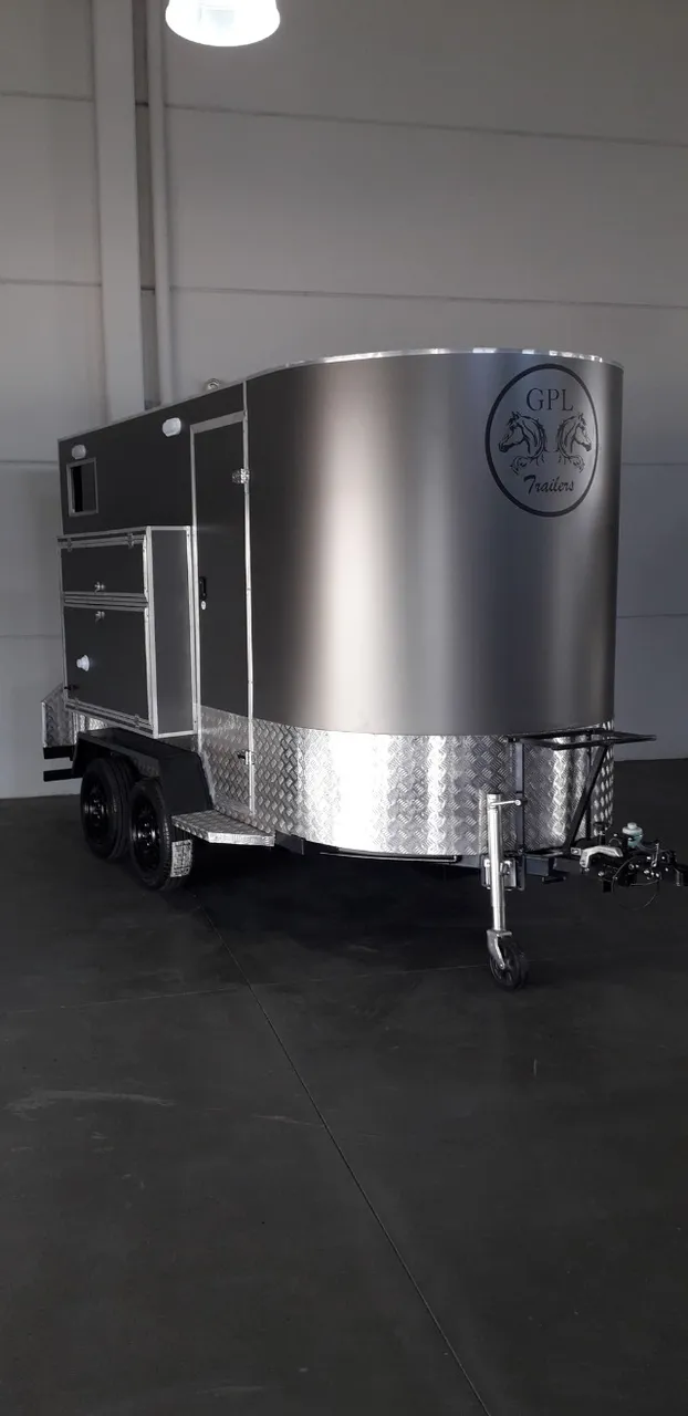 Trailers e Reboques