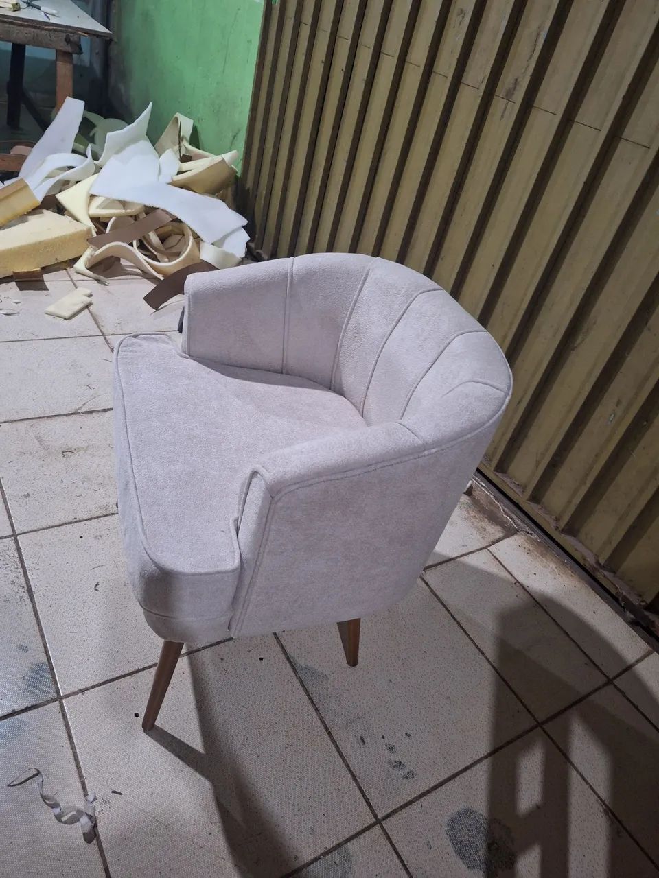  Poltronas charme somente por encomenda várias cores  - Foto 2