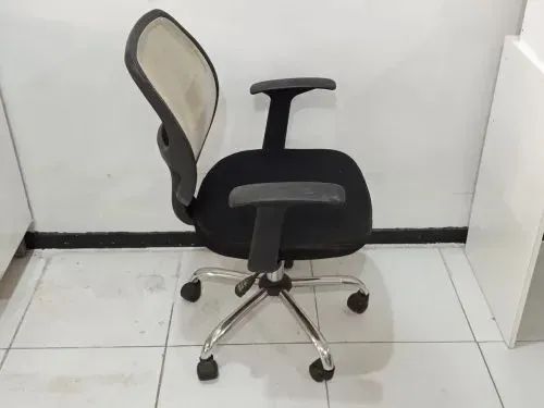 Cadeira de Escritório Giratória com Rodinhas  - Foto 2