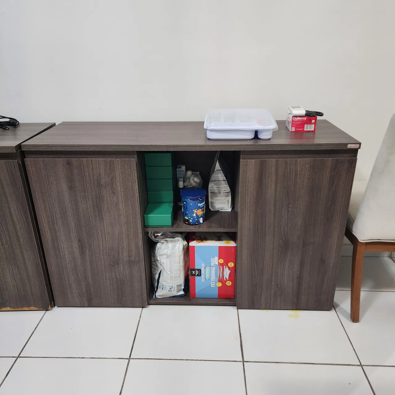 Armário de Escritório com 2 portas e nicho central