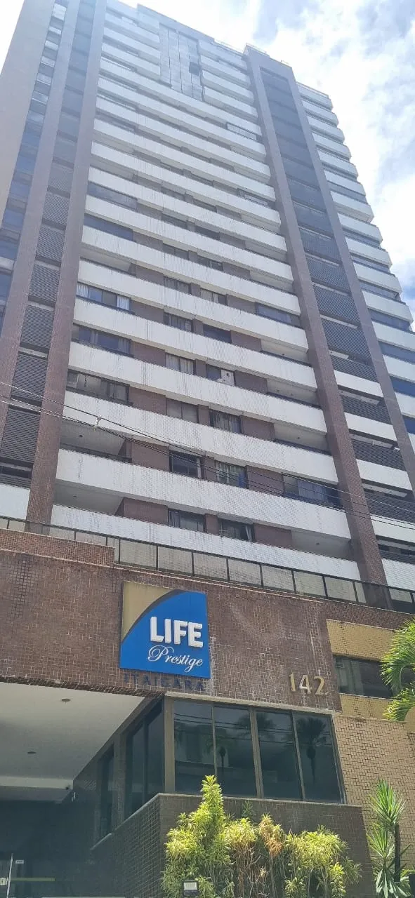 Quarto/sala, armários, nascente, seminovo - Itaigara!!