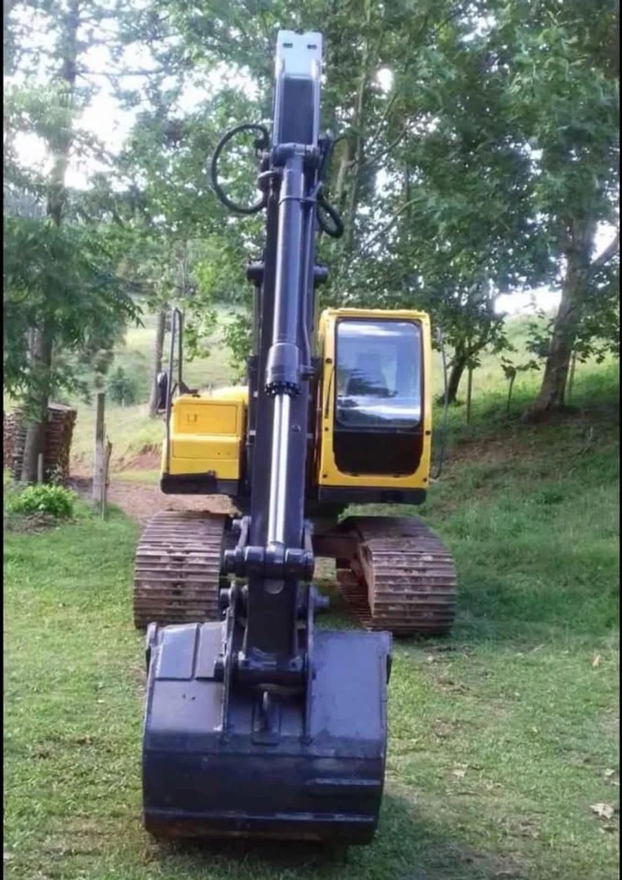 Escavadeira Hidráulica Volvo EC140 2002