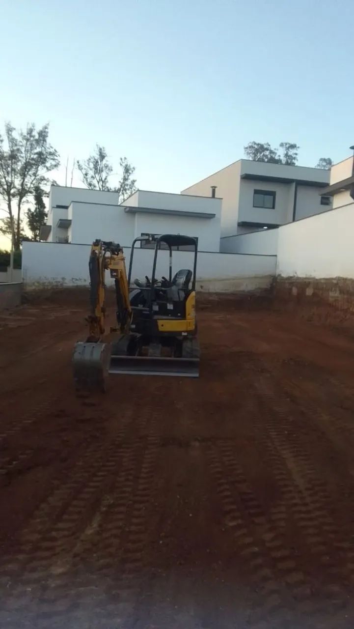 Miniexcavatora Yanmar Vio 27 - Usada - Foto 4
