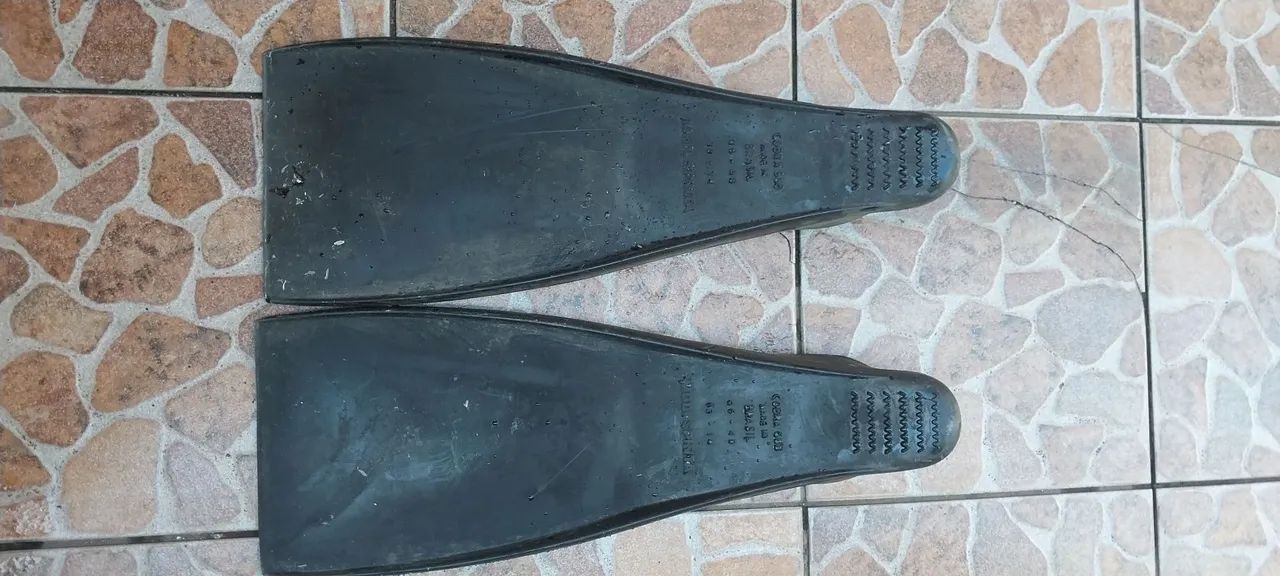 Par de nadadeiras para mergulho - Foto 2