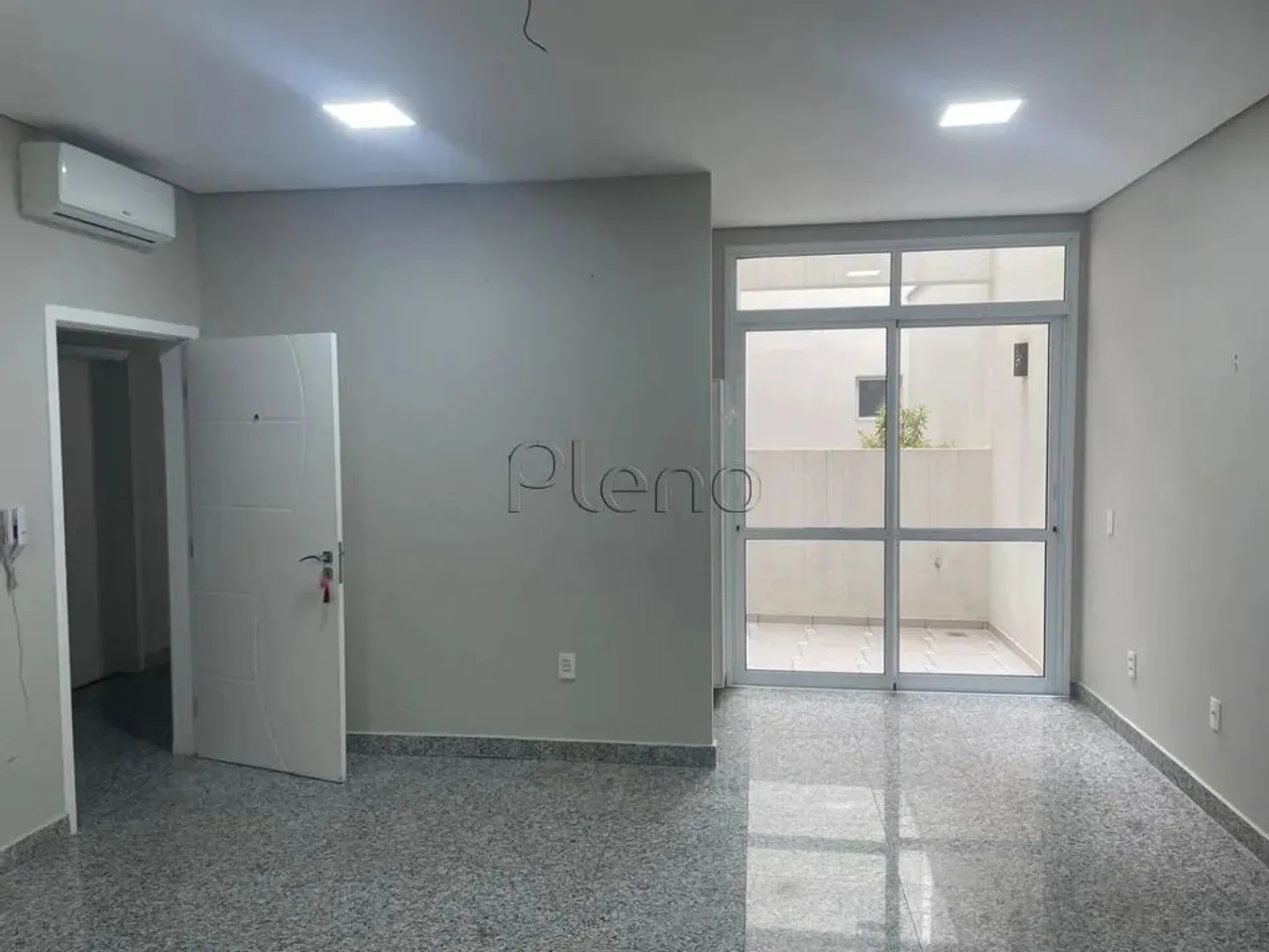 Sala à venda e para alugar em Campinas, Parque Taquaral, com 40 m²