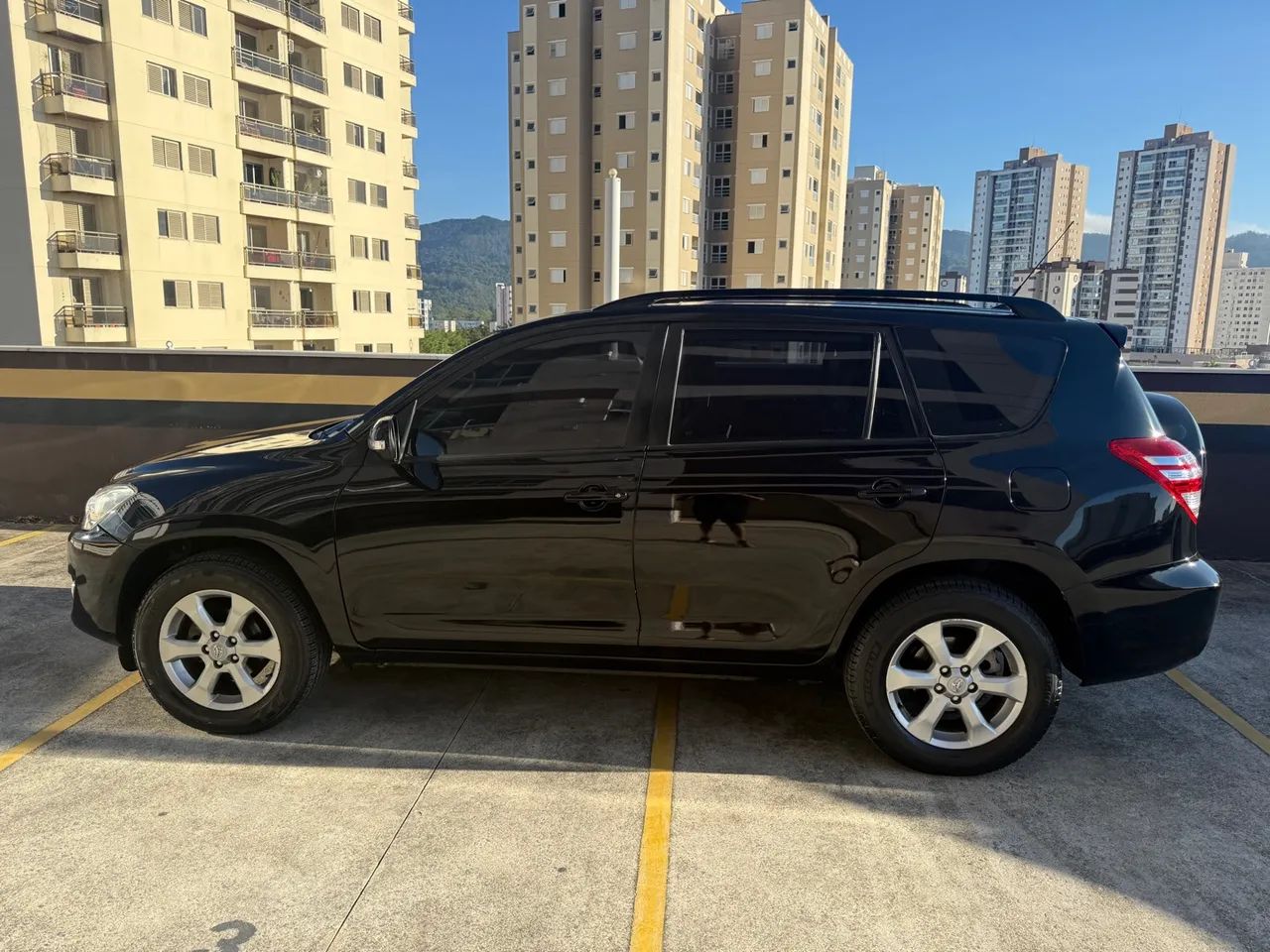 TOYOTA RAV4  4x4 (70 mil km original) - Foto 5