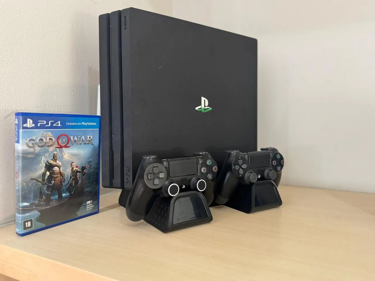 PS4 Pro com 2 Controles completo - Foto 4