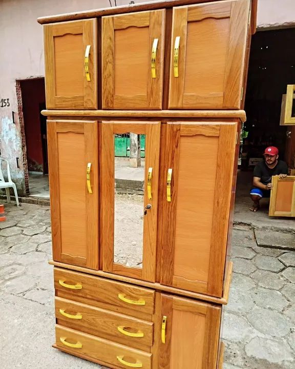 Guarda - roupa madeira maciça com espelho - novo - Foto 5