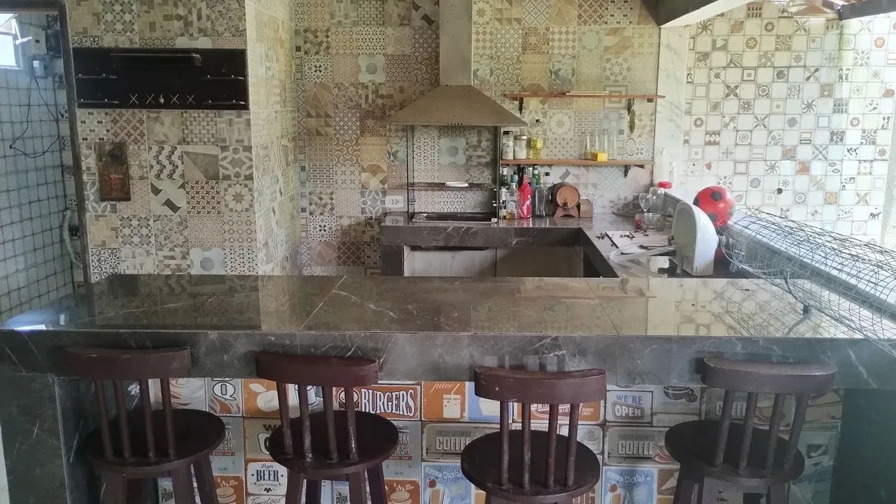 Alugo casa em aldeia 