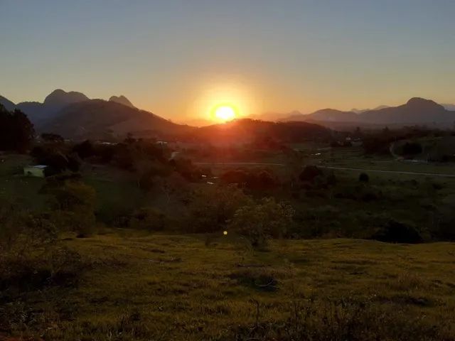 TERRENO NA ROÇA EM CANTAGALO.