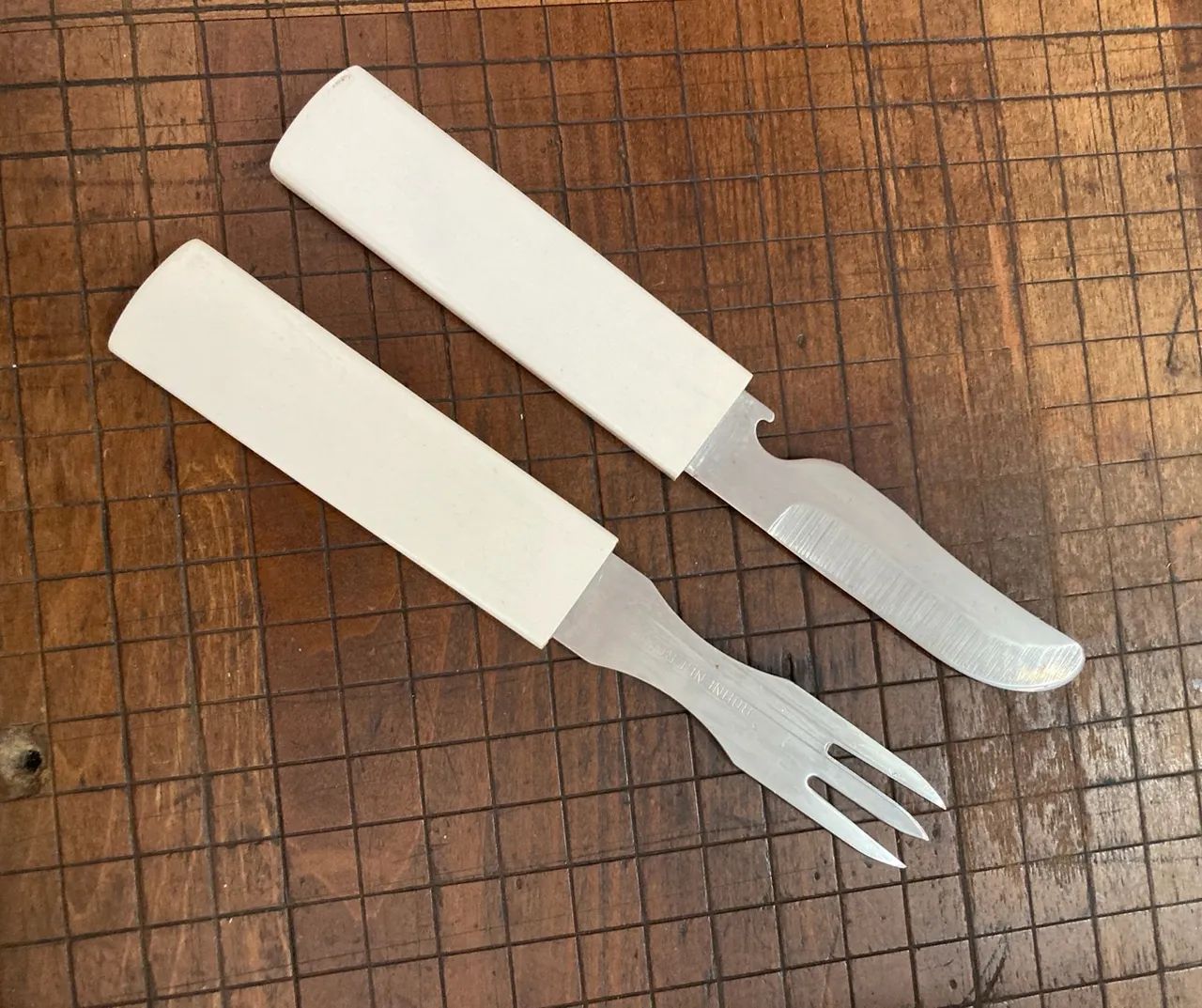 Conjunto de faca e garfo vintage - Foto 2