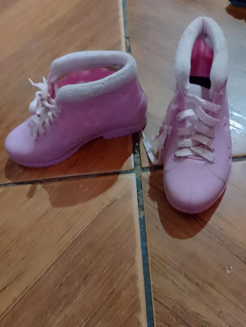 Botinha Infantil Rosa - Conforto e Estilo!