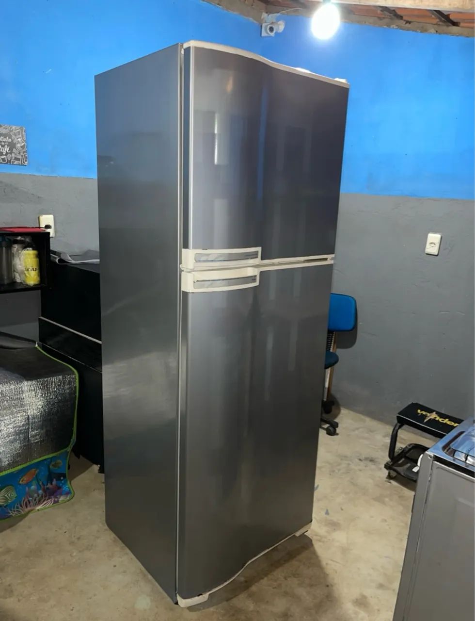 ENVELOPAMENTO DE GELADEIRA E FREEZER