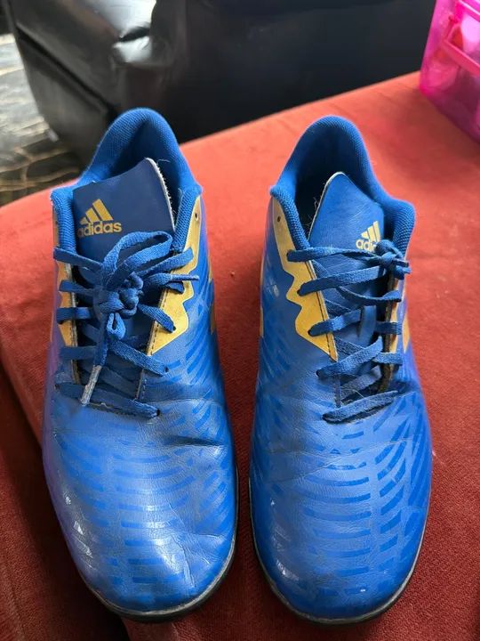 Chuteira adidas - Foto 4