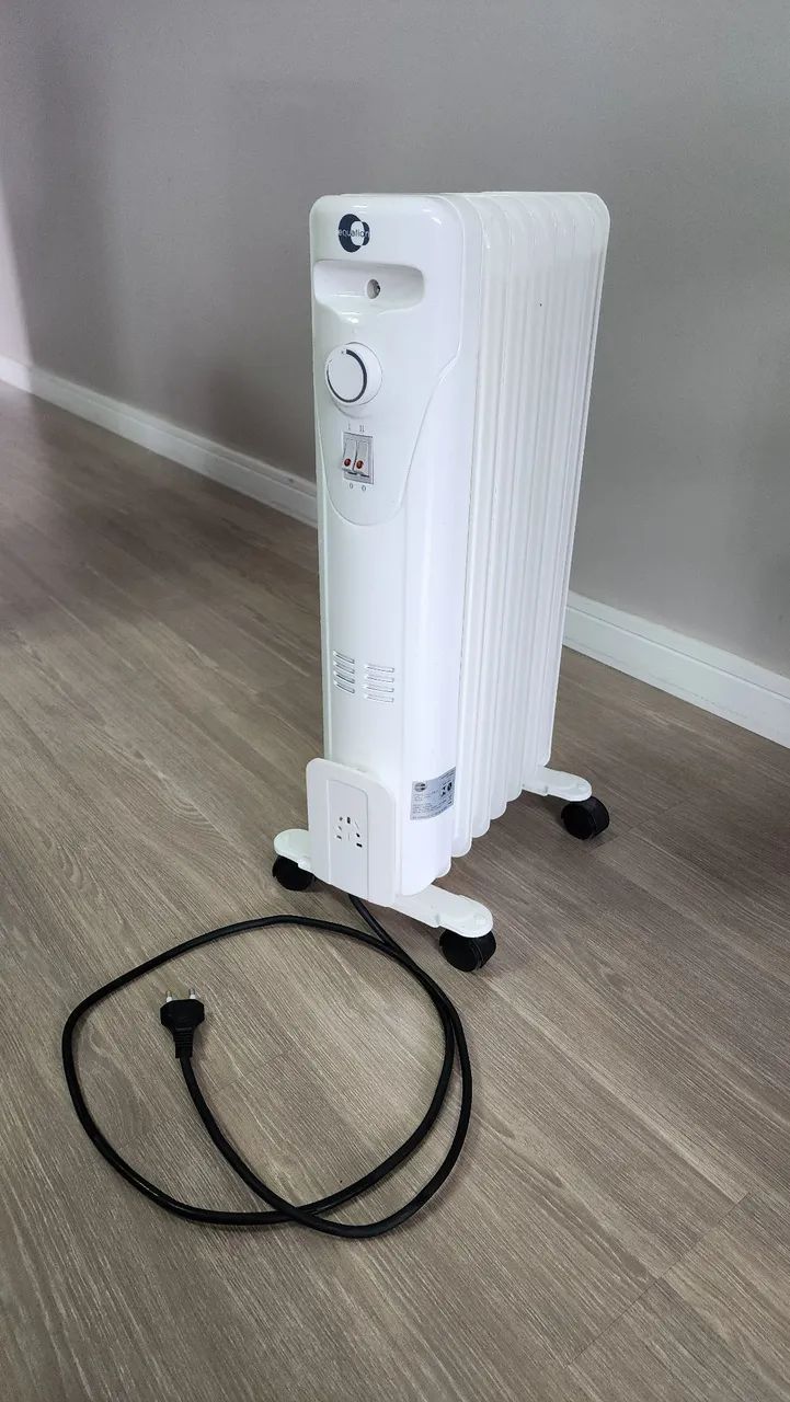 Aquecedor a Óleo Equation 1500W - 127V