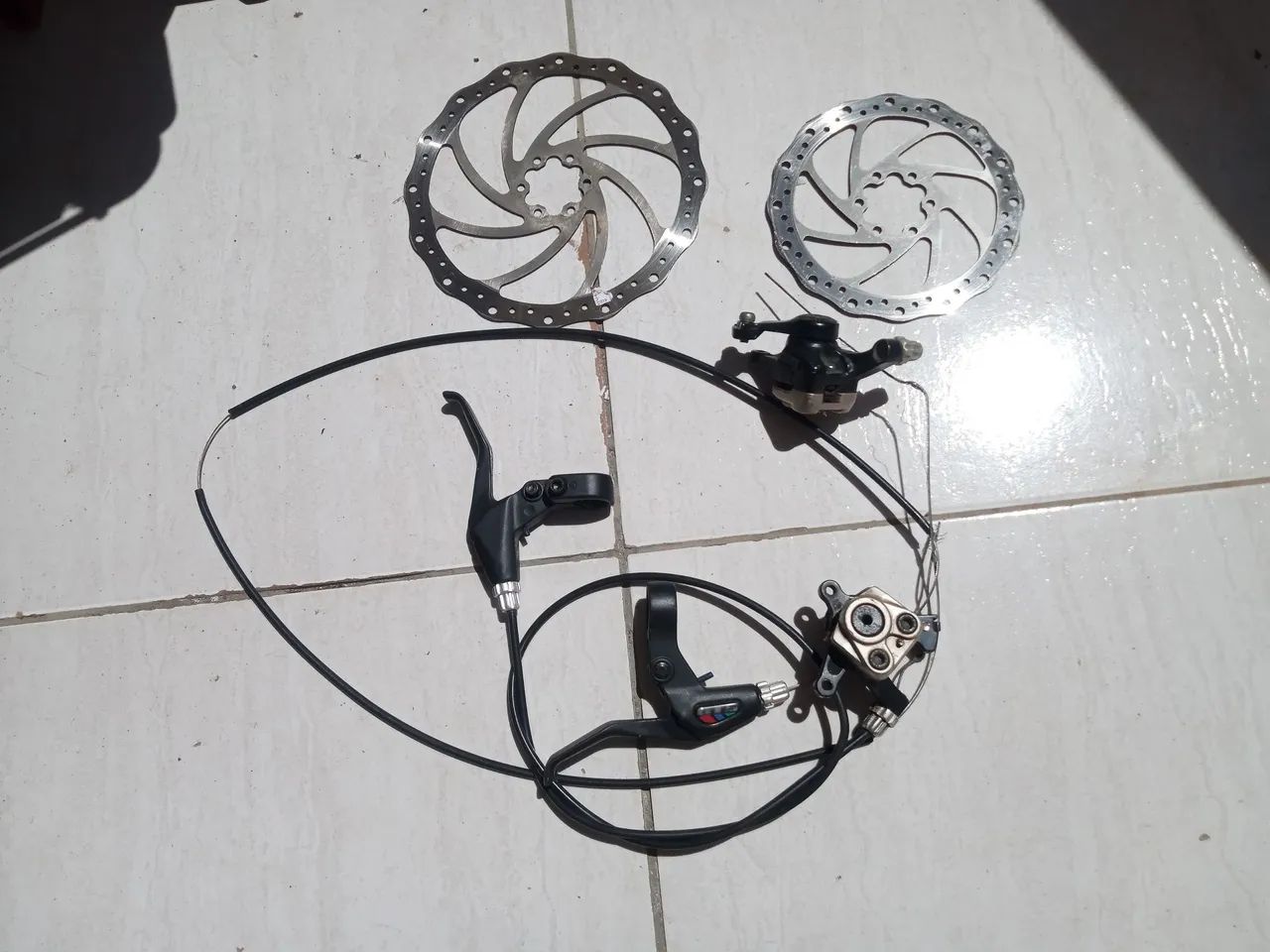 Freios a disco de bike  - Foto 5