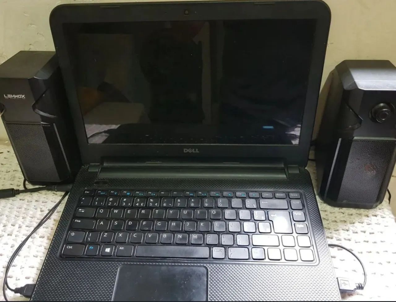 Notebook Dell com tela de 14 polegadas - Foto 3