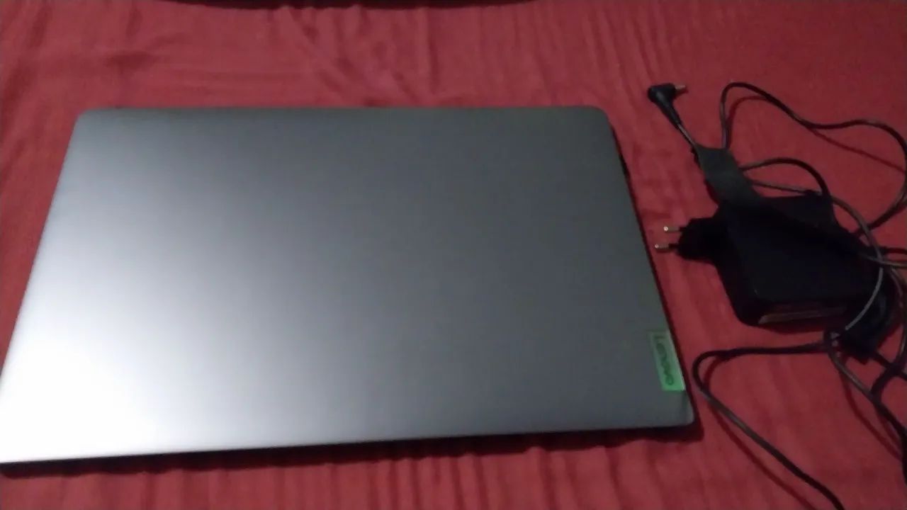 Notebook Lenovo - Tela 15.6 - Intel Core i5 - 8GB RAM - 256GB SSD - Foto 2