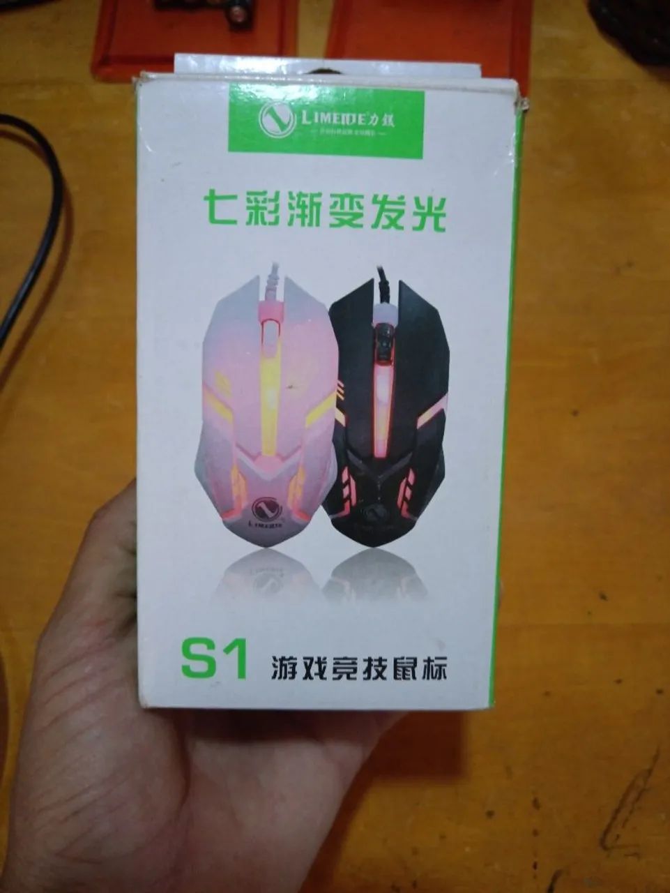 Mouse Gamer Limeide com LED RGB preto  - Foto 2