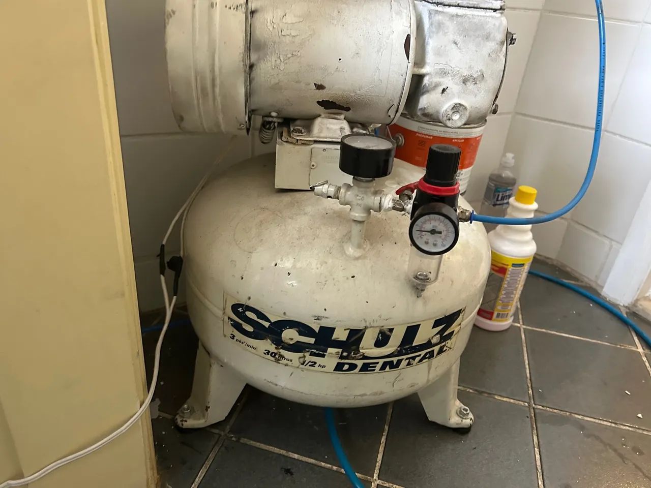 Compressor de Ar Schulz Dental - Usado