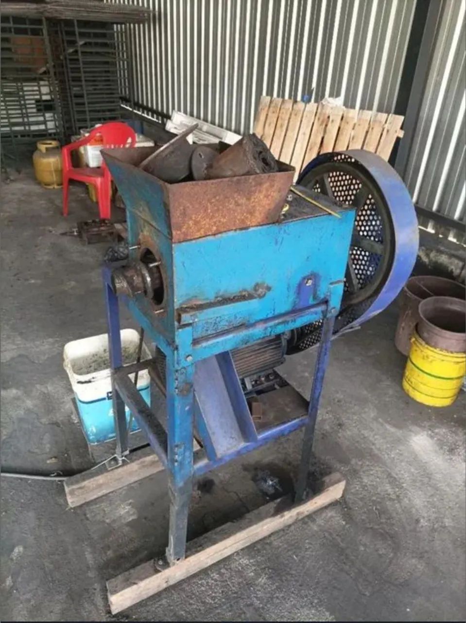 Fábrica de carvão completa. - Foto 2