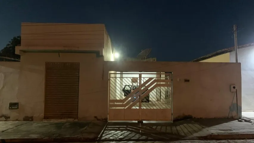 Casa com ponto comercial