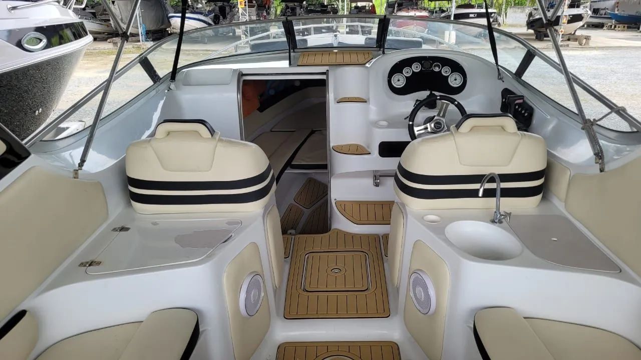 ? Lancha Runner Eclipse 260 Cabinada - Completa e Pronta para Navegar! ? - Foto 2