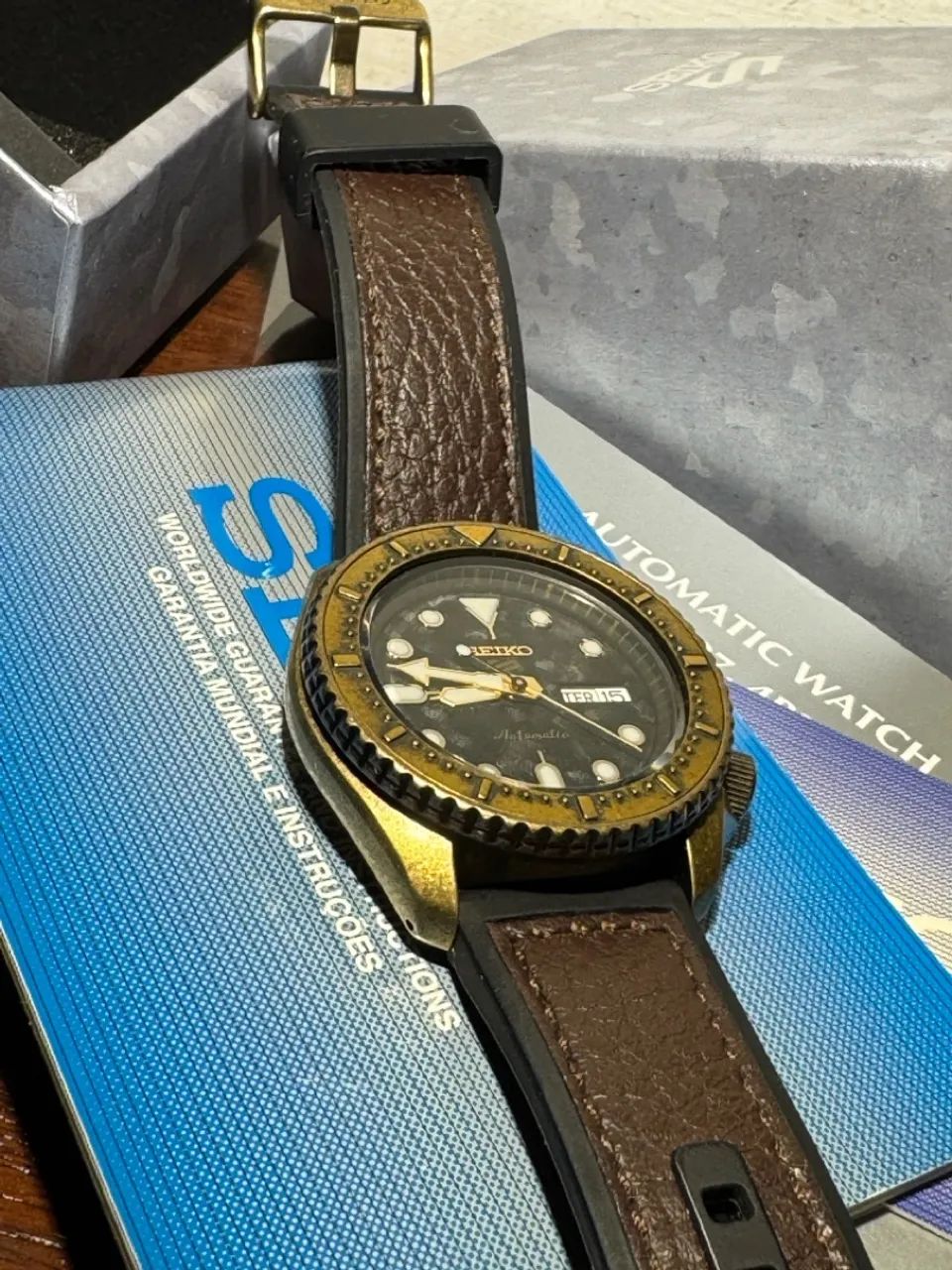 Relógio Seiko SRPE80 5 Sports Automático cor Bronze  - Foto 3