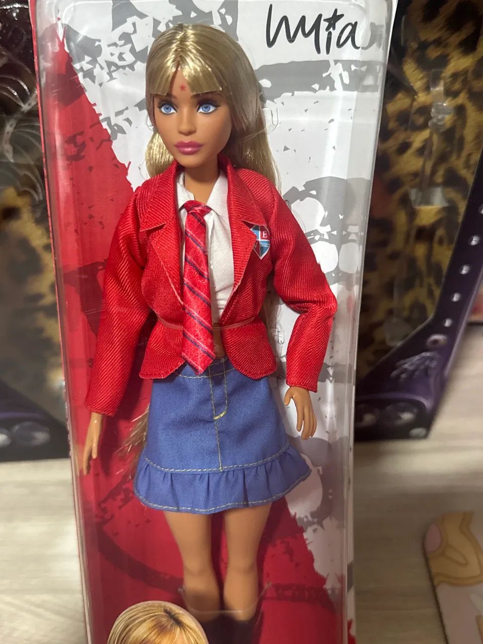 Boneca Barbie Anahi  - Foto 2