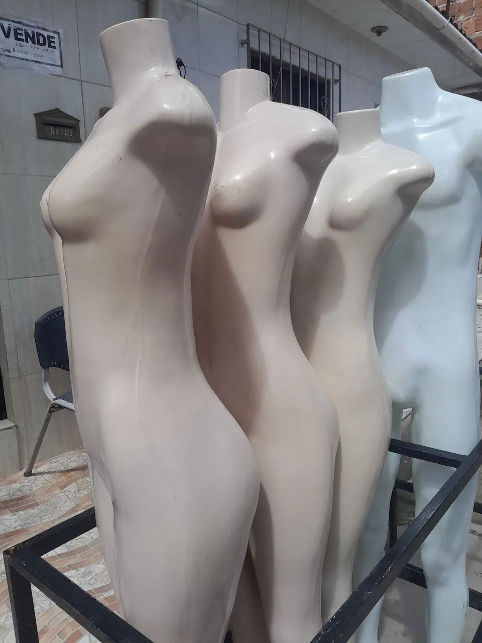 Manequins masculino e feminino  - Foto 2