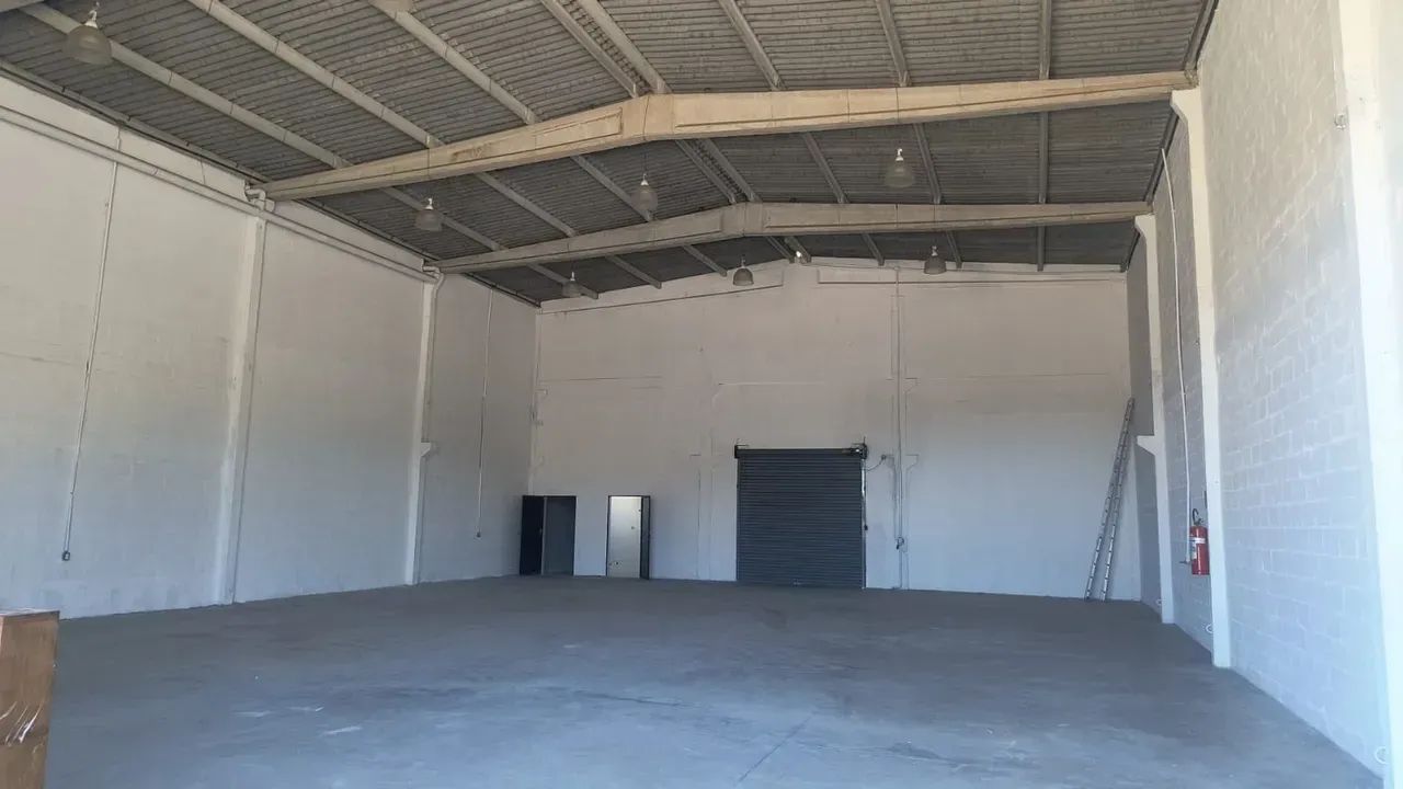 ALUGA-SE GALPÃO NA BR  BARRA NOVA - Foto 3