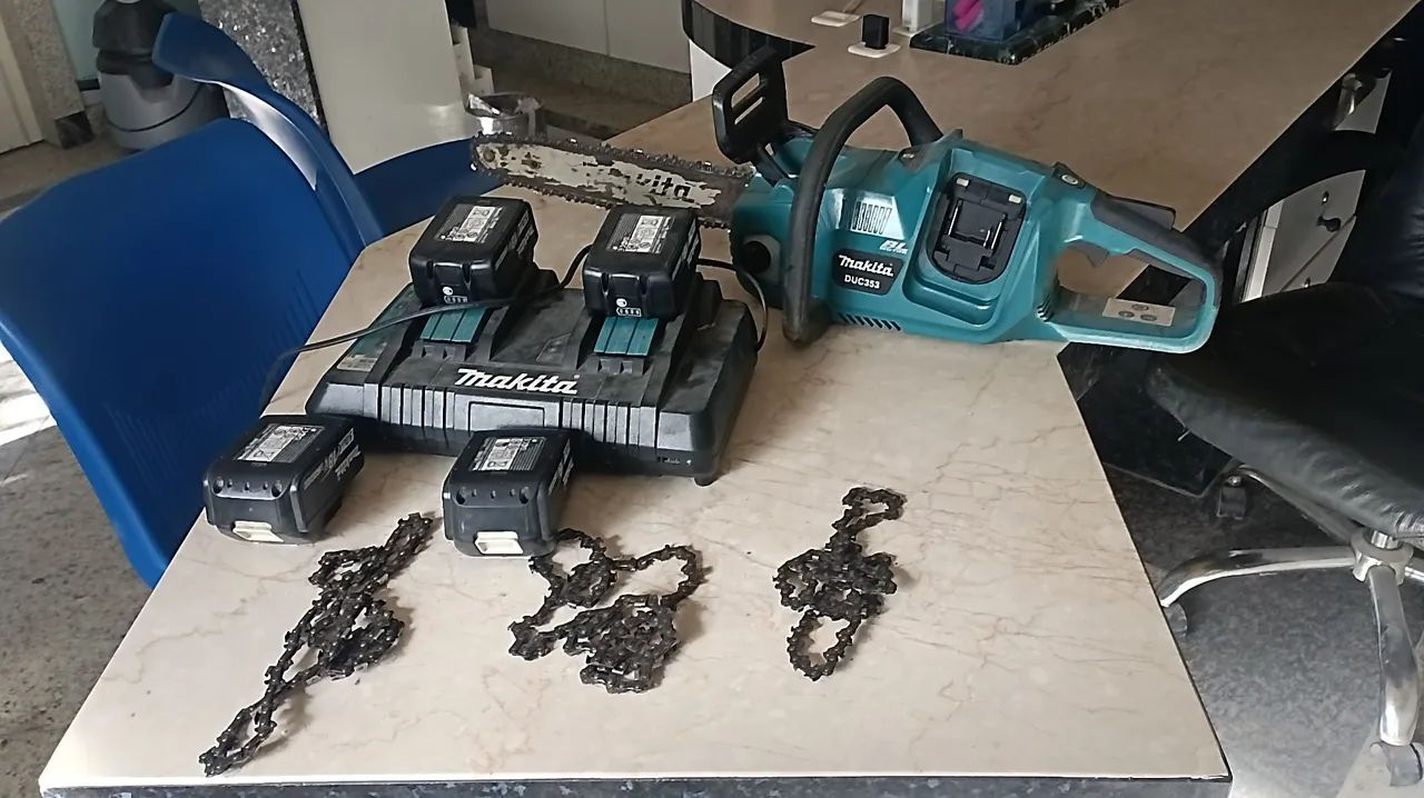 MOTOSSERRA  MAKITA DUC353