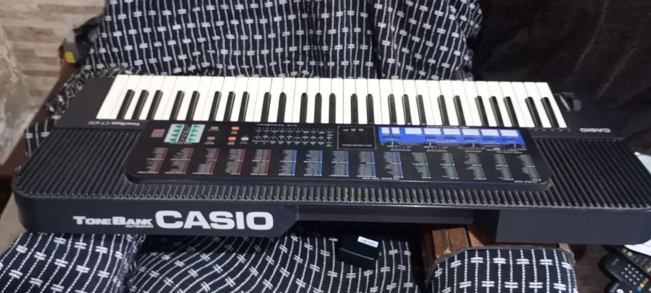 Teclado Casio CT-670 - 5 Oitavas - Foto 3