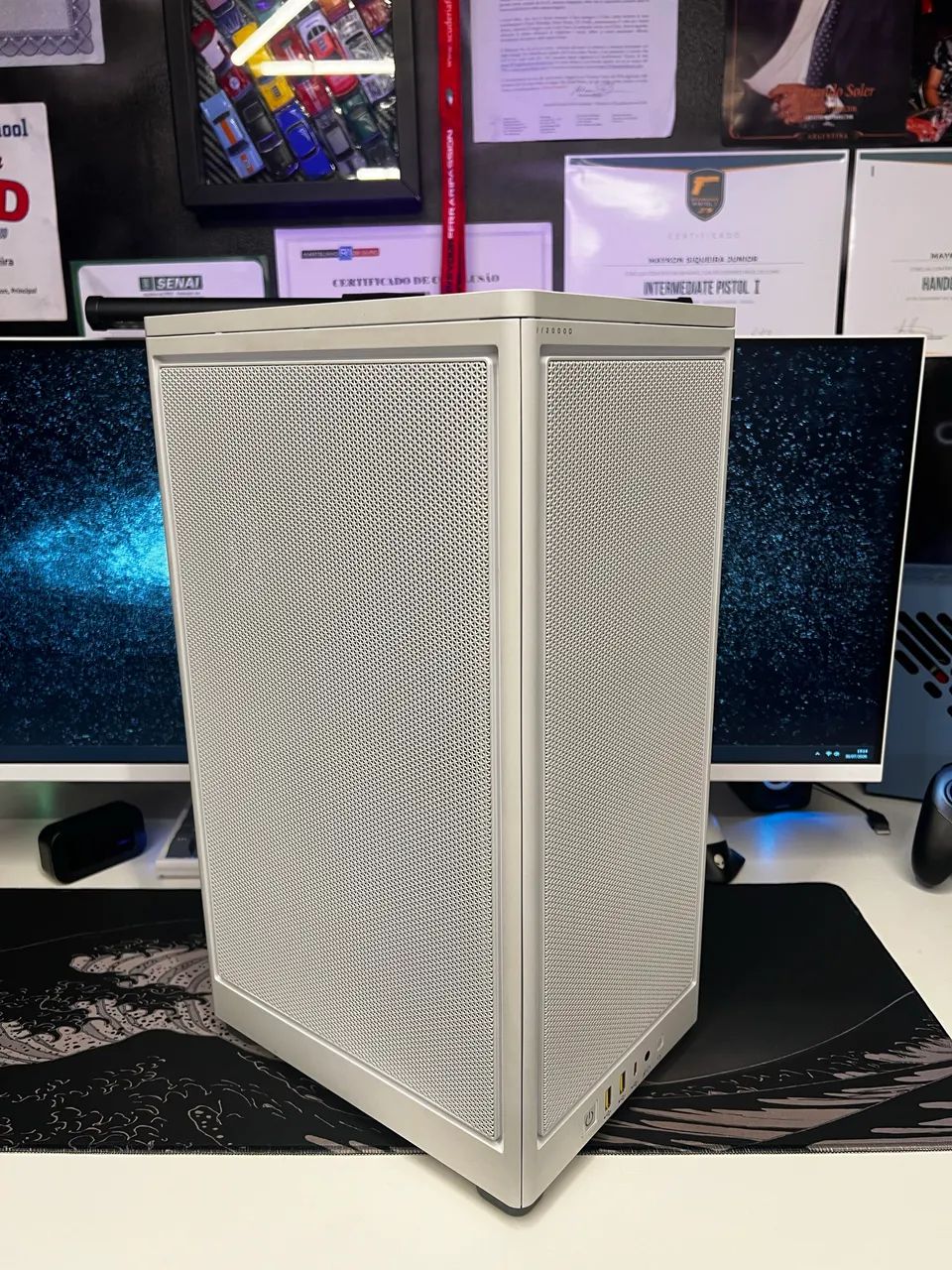 Gabinete Corsair 2000D - Foto 3