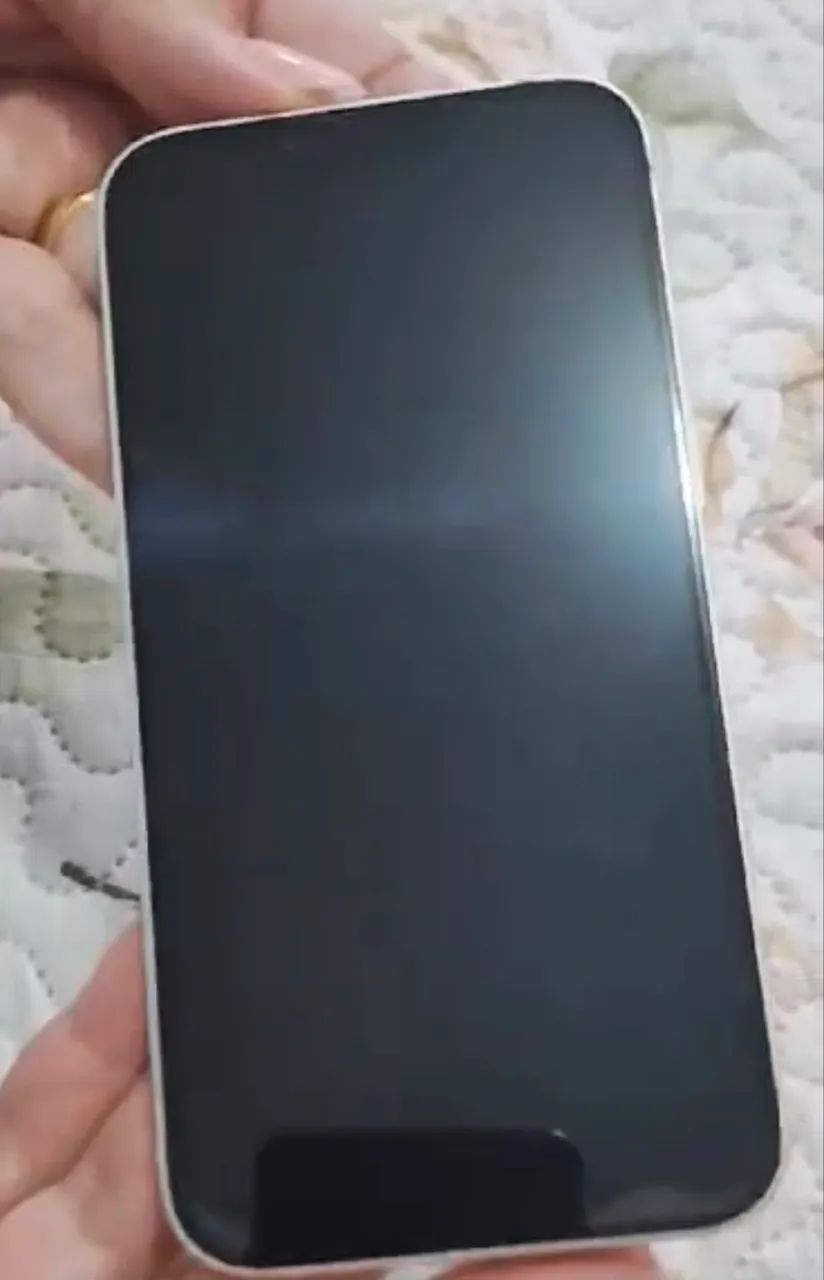 iPhone 13 256GB - 100% Original (Com Caixa e Cabo originais)
