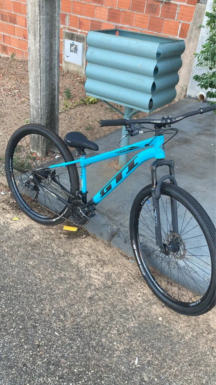 Bicicleta aro 29 GTI freio a disco e marcha catracada 