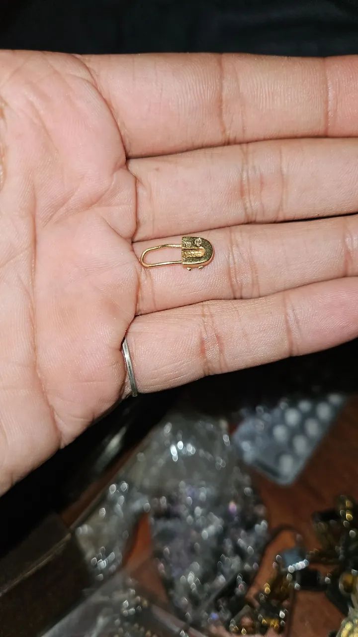Alfinete ouro 18k 
