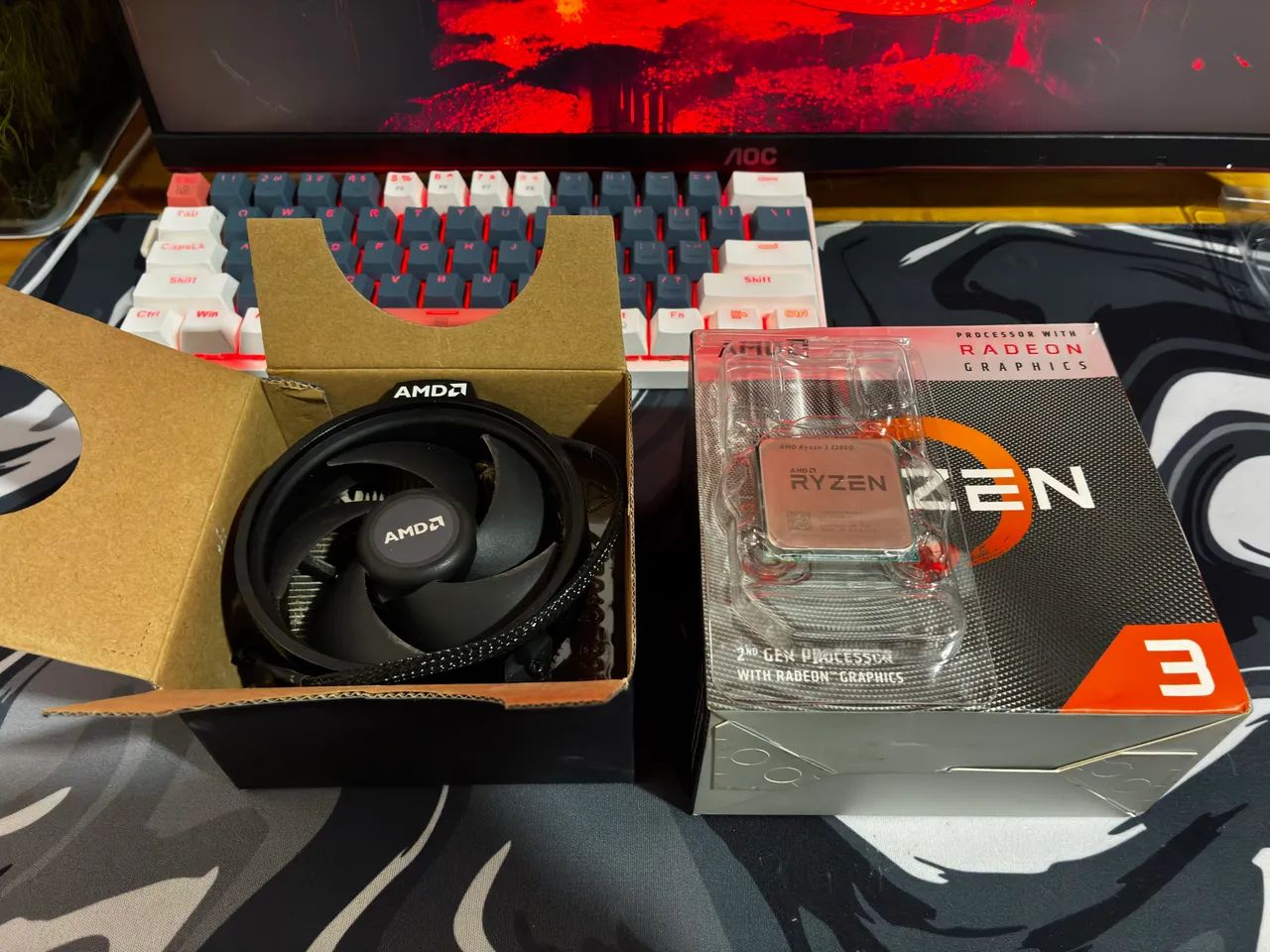 RYZEN 3 3200G + COOLER ORIGINAL AMD - EXCELENTE ESTADO - Foto 3