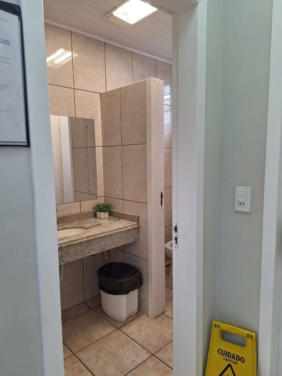 Ponto Comercial para Venda em Criciúma, Mirandópolis, 1 dormitório, 2 banheiros - Foto 5