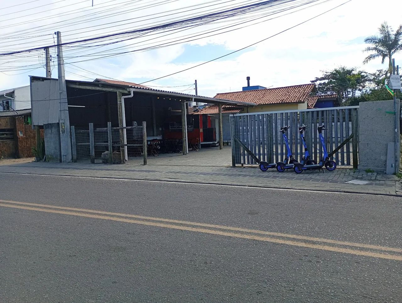 Terreno comercial com estacionamento. - Foto 2