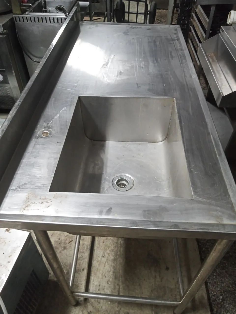 Mesa com cuba ( esquerda) inox. 150x70x90 - Foto 4