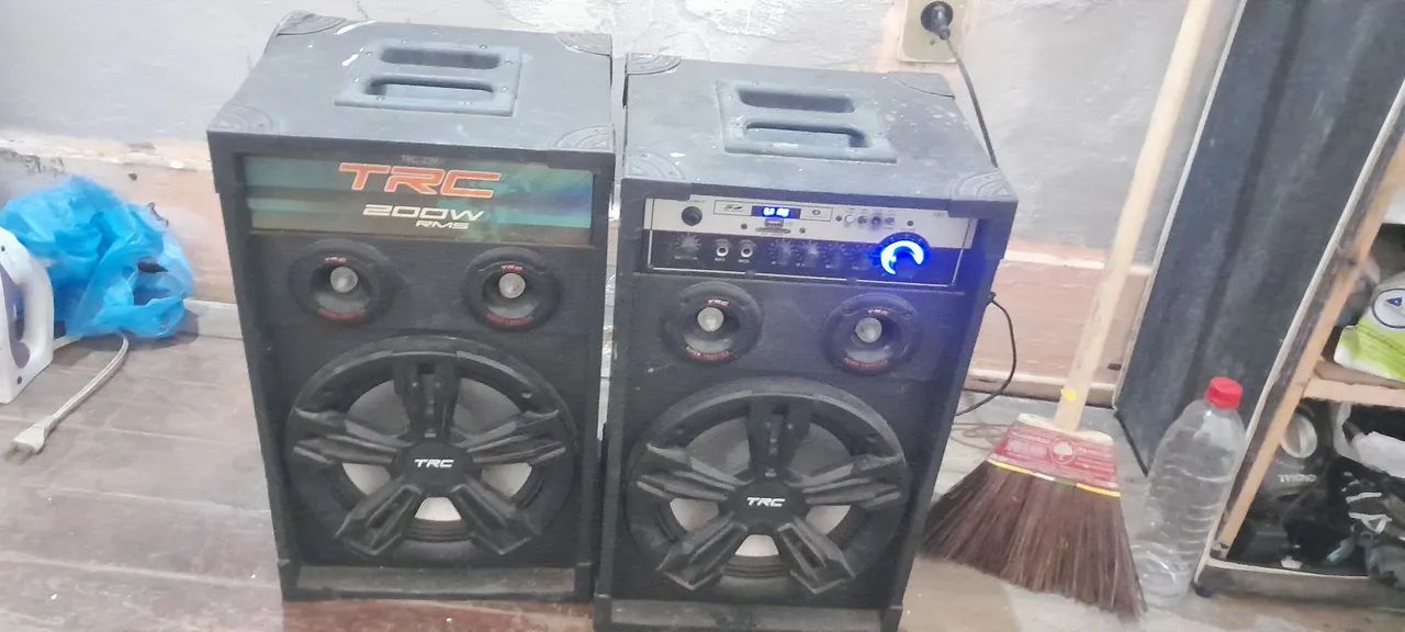 Caixa de som TRC 200W RMS
