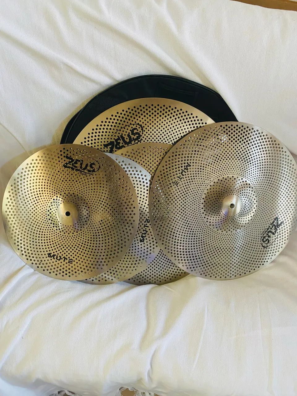 Kits de pratos Sabian e Zeus - Foto 2