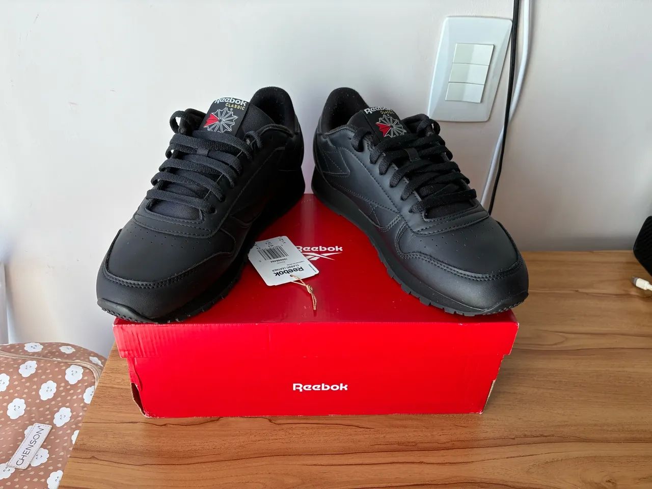 Tênis Reebok Classic Leather 41 (couro) - Foto 4