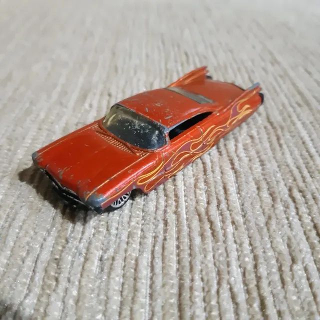 Hot Wheels Custom '59 Cadillac ANO 2008 - Foto 4