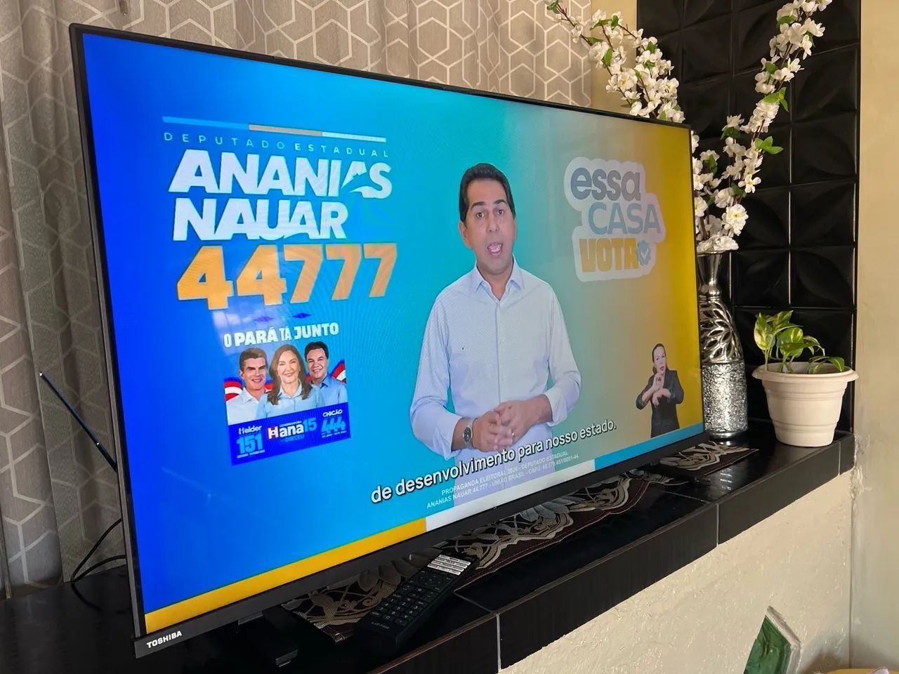 Tv smart e Android de 43 polegadas  - Foto 2