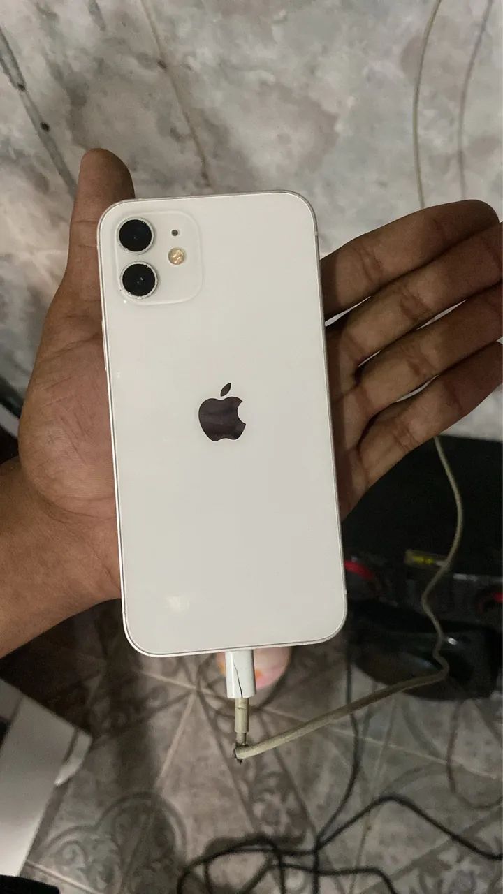 iPhone 12 64gb branco  - Foto 2