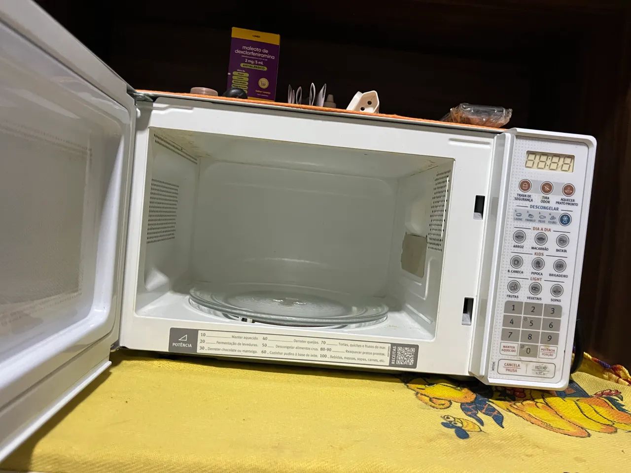 Microondas Electrolux MTO30 - Foto 2