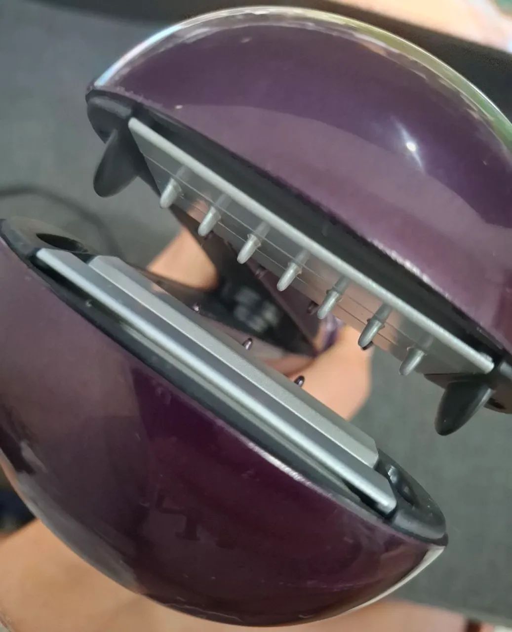 EXCELENTE MODELADOR DE CACHOS INFINITIPRO CONAIR( SEMI-NOVO) - Foto 4