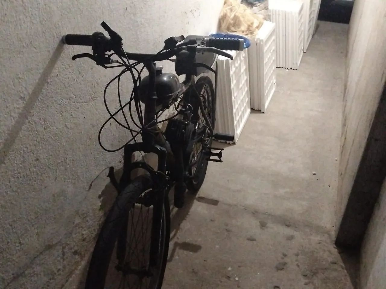 Vendo bicicleta com motor 